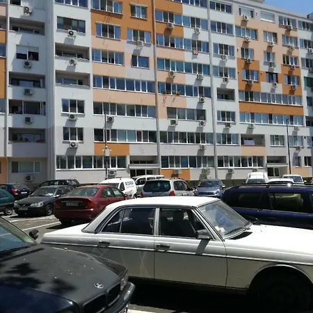 Апартаменты Comfortable 2-bedroom