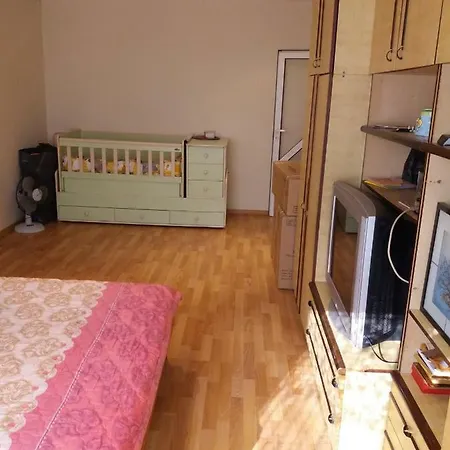 Comfortable 2-bedroom * Burgas
